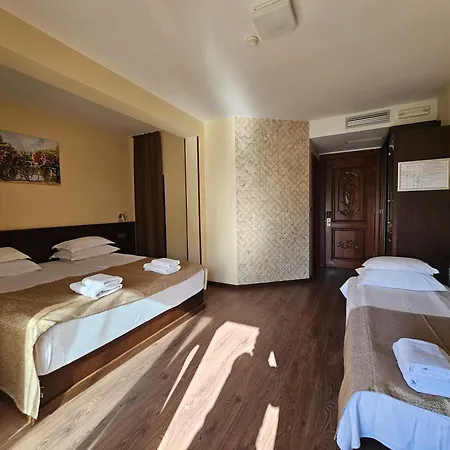 Hotel Premier Budva Exterior photo