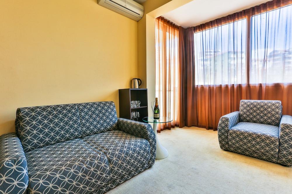 Hotel Premier 4*